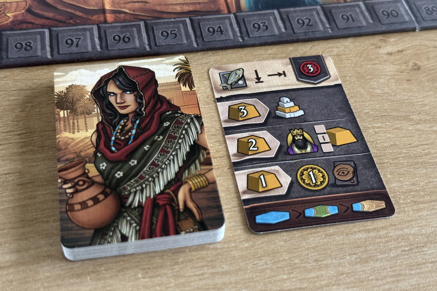 A single card contains all you need to make a decision for the automa.