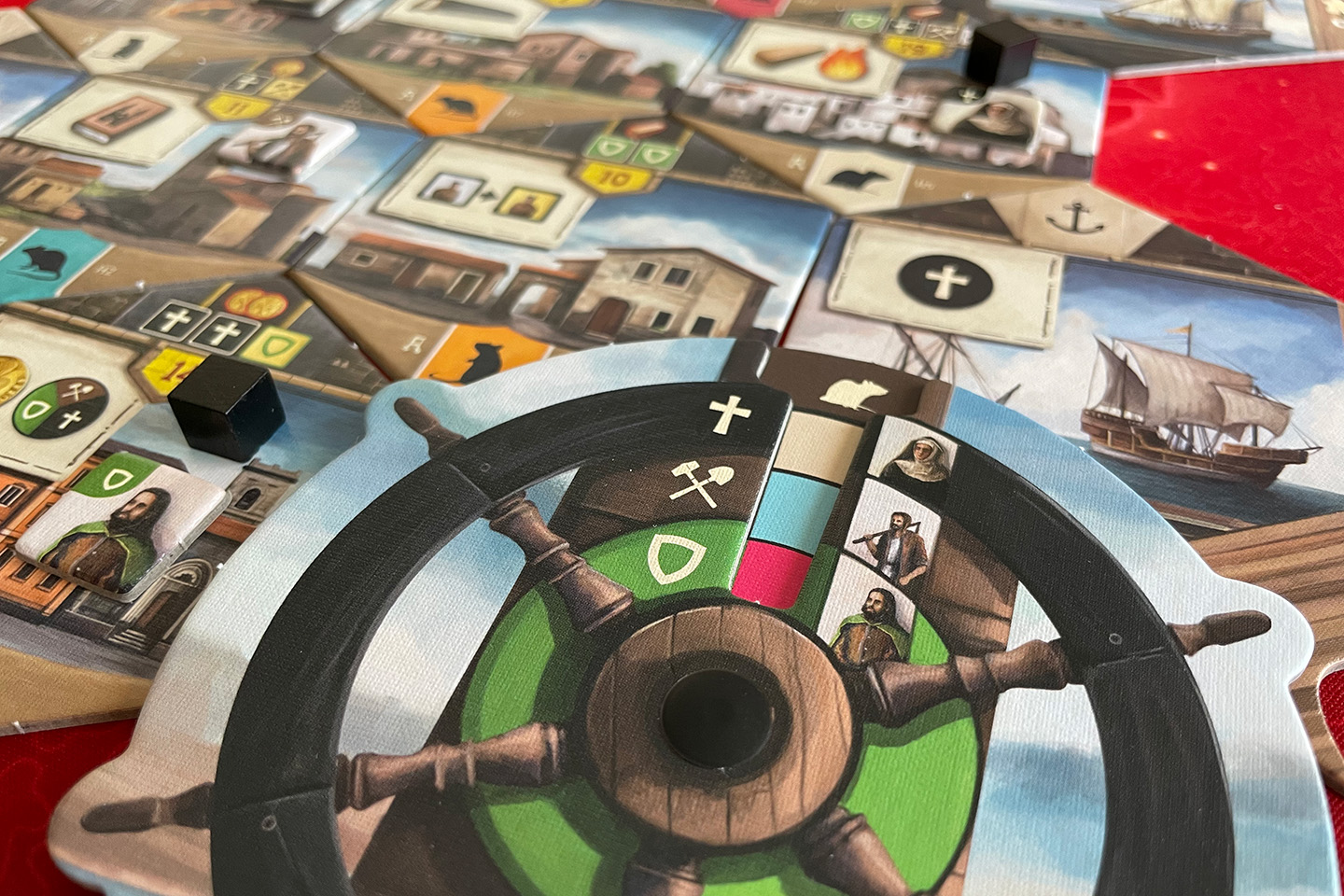 The population wheel is a clever way to randomize the game board every round.
