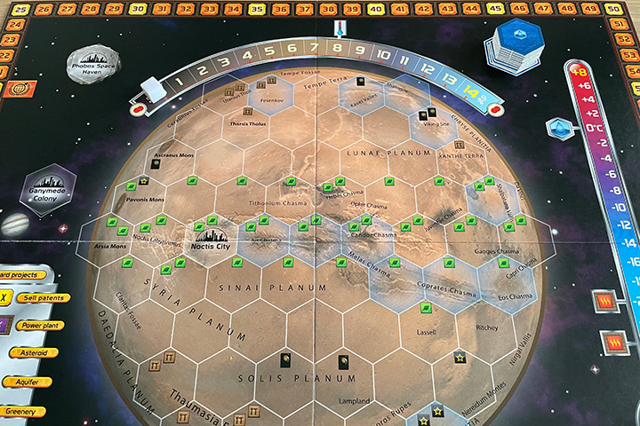 The oxygen level (top) needs to be raised to 14%, all nine ocean tiles (top right) need to be placed and the temperature level (right) needs to be raised to 8°C. All in 14 generations.